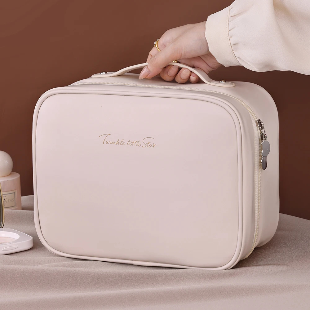 Grande Trousse de Toilette en  - Luxury Skincare Essential avis et prix
